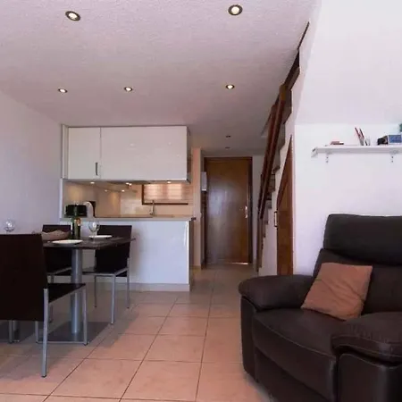 Playa De Americas: Spacious Family In Tenerife Playa de las Americas (Tenerife)