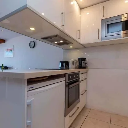 Playa De Americas: Spacious Family In Tenerife Apartment
