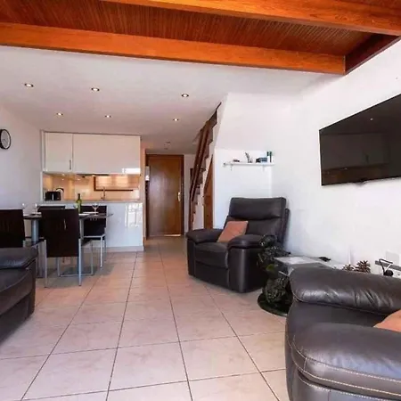 Playa De Americas: Spacious Family In Tenerife Apartment *